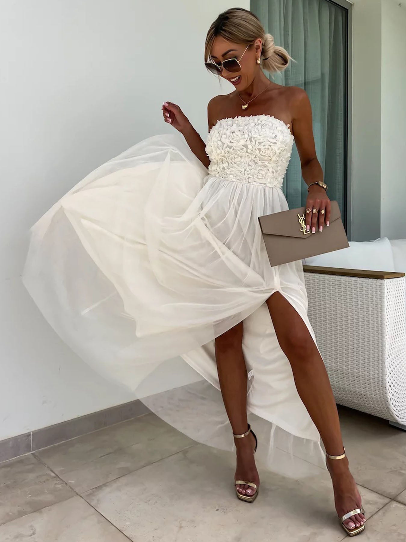 Robe de rêve en dentelle fleurie