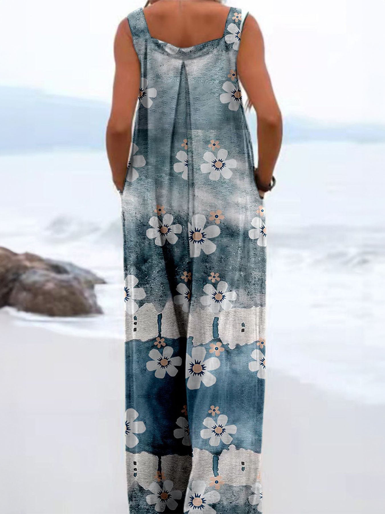 Mono elegante con botones
