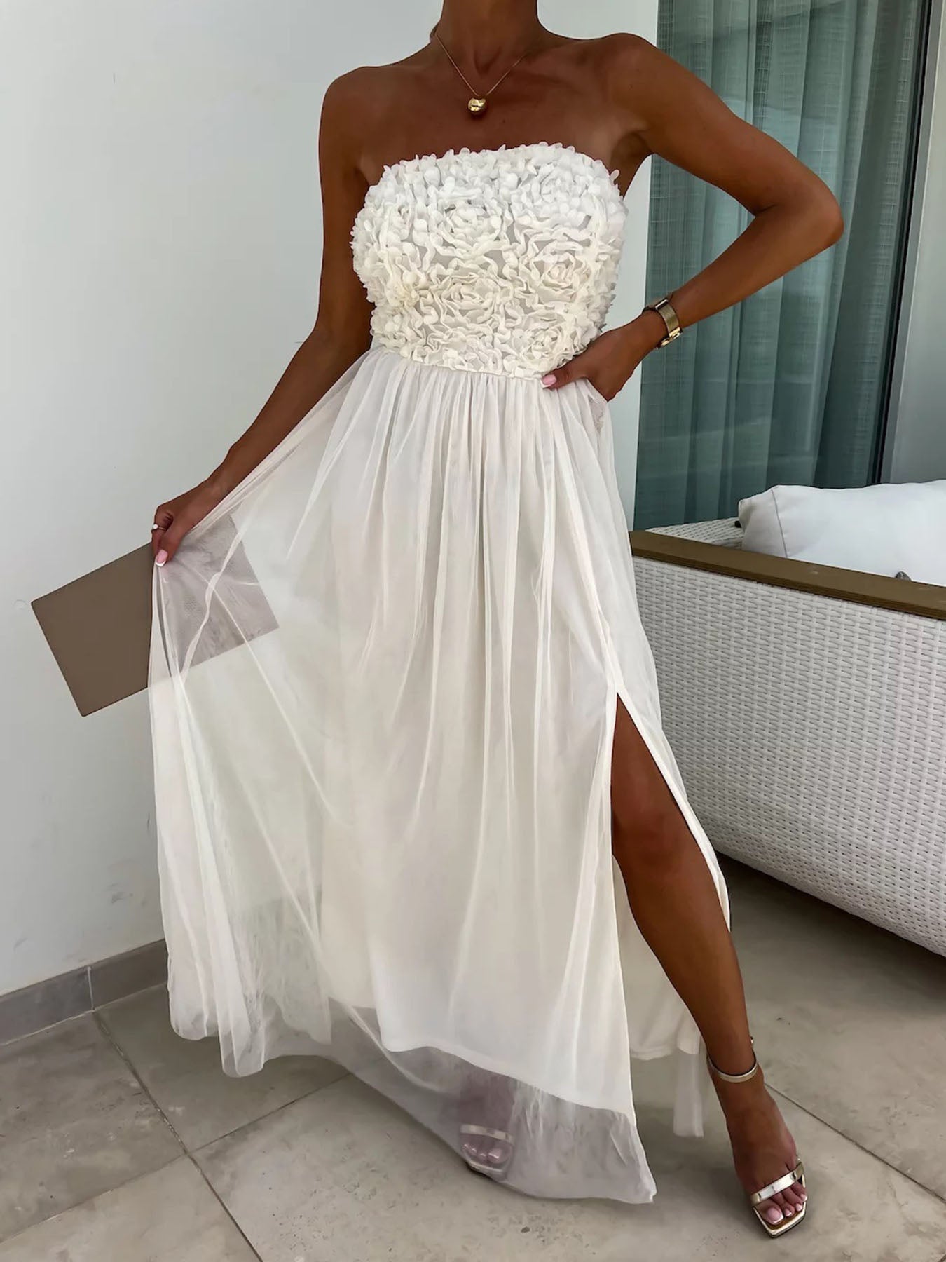 Robe de rêve en dentelle fleurie