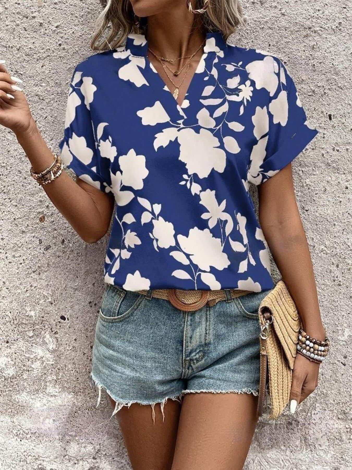 Chic Floral Daily Shirt