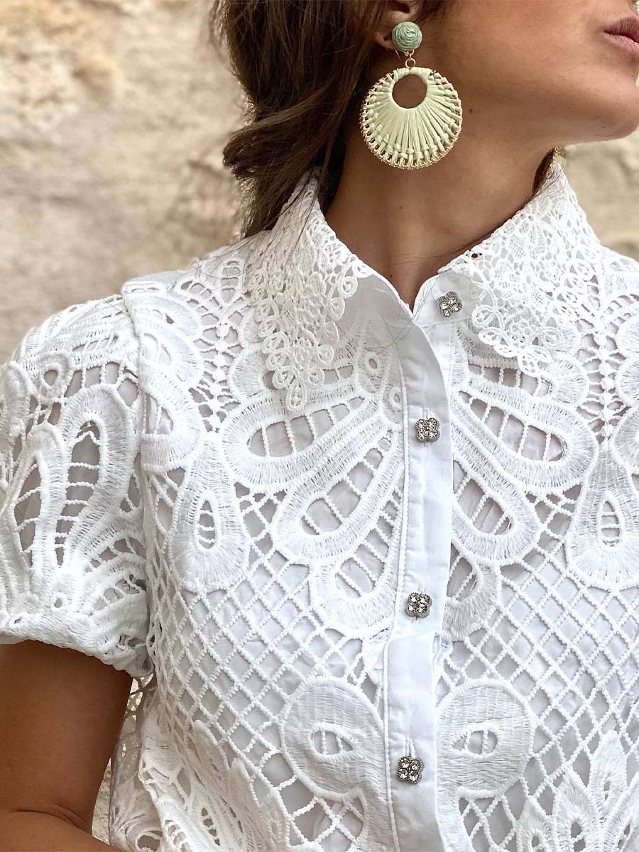 Vorioal Hollow Lace Collar Shirt
