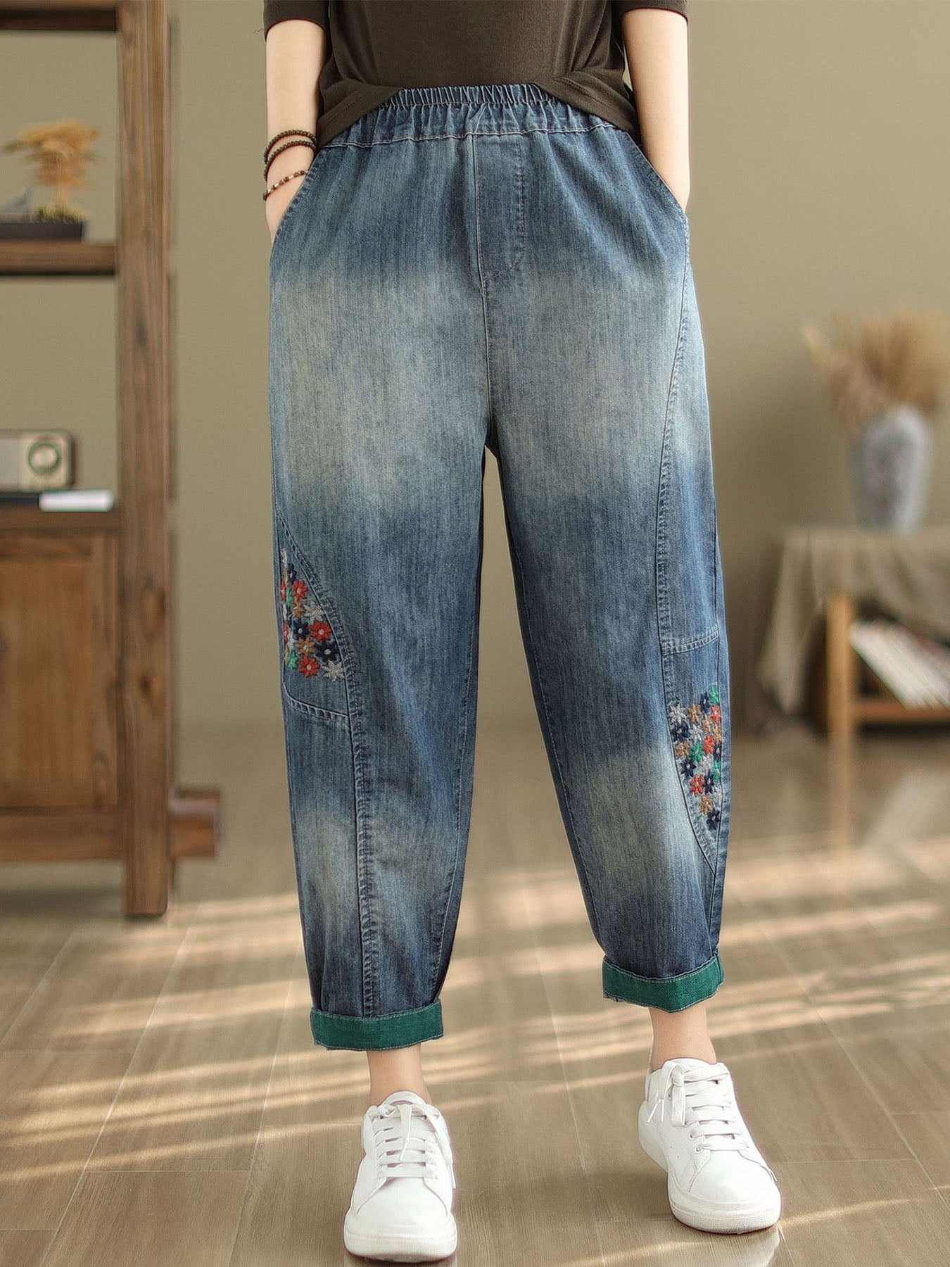 Pantalones harén vaqueros holgados bordados