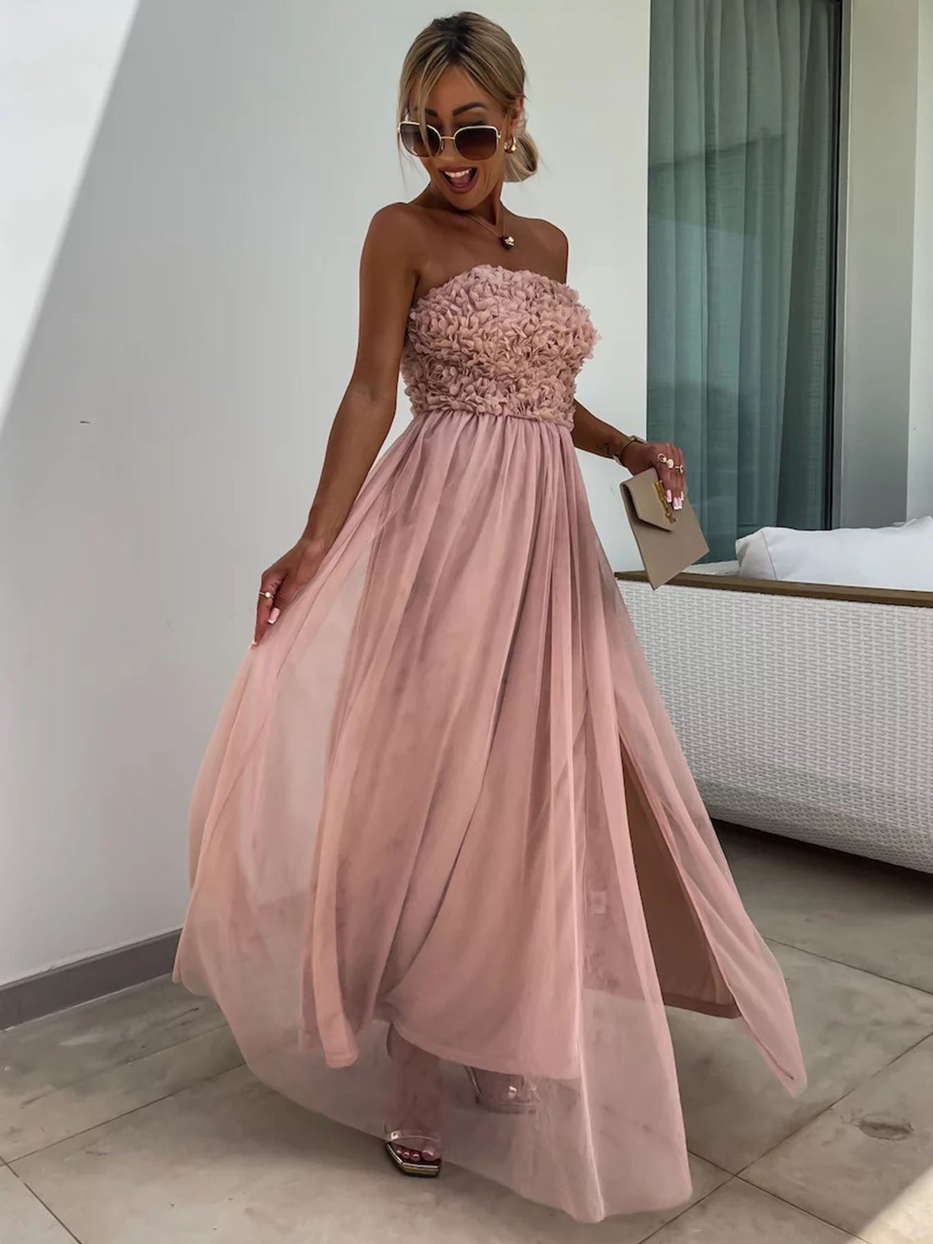Robe de rêve en dentelle fleurie