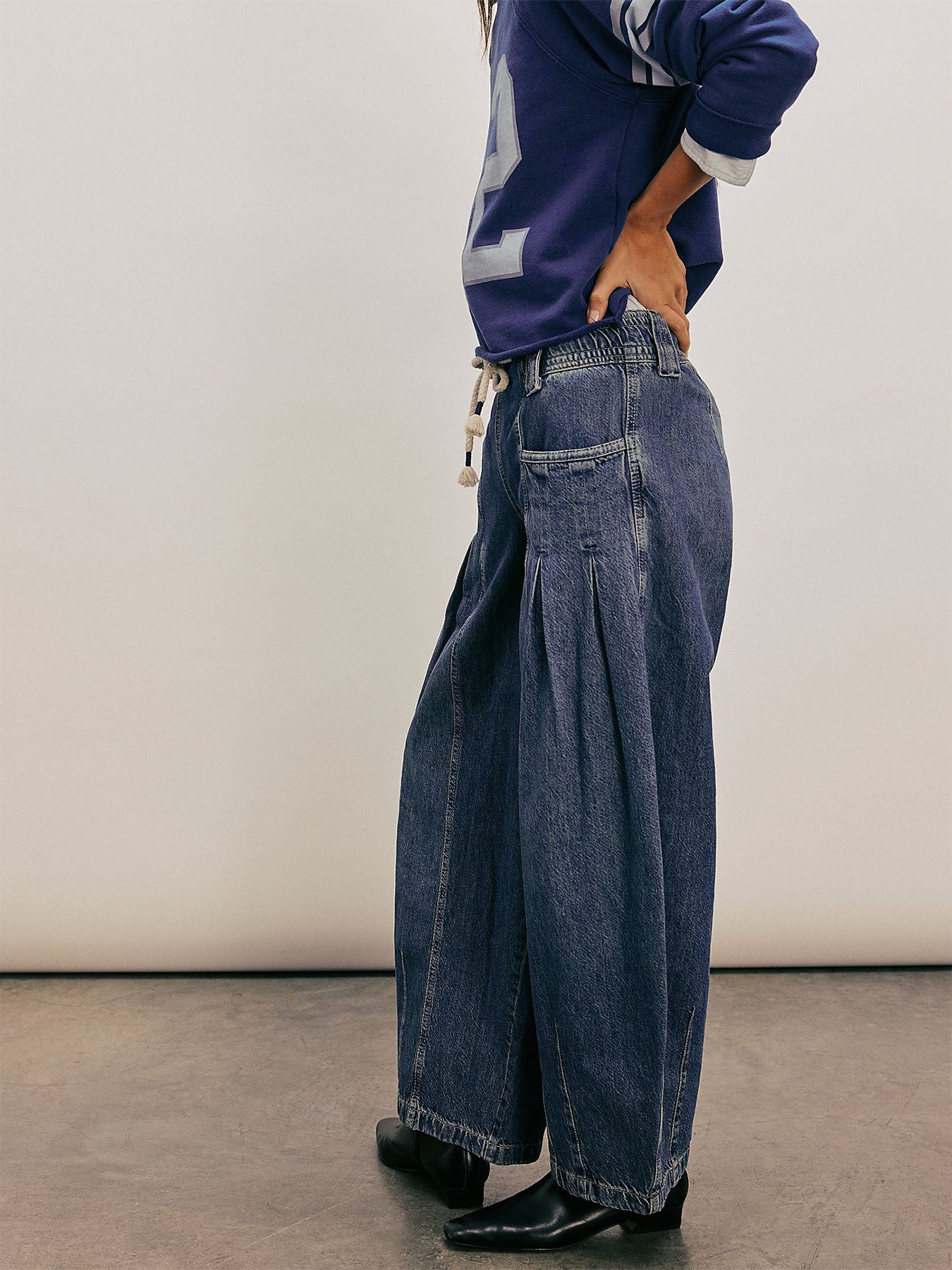 Drawstring Low Waist Loose Jeans