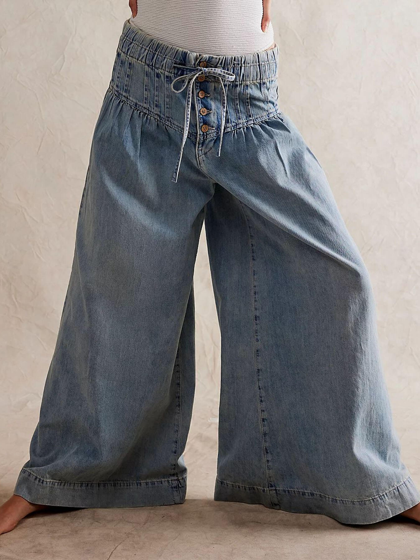 Super Baggy Pleated Jeans